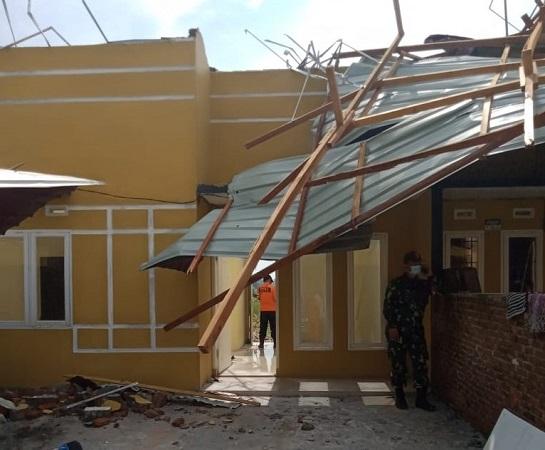Diterjang Puting Beliung Landa 4 Desa di Bangka Tengah, 14 Rumah Rusak