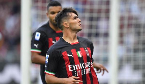 Luar Biasa!AC Milan Sang Juara Bertahan Awali Musim dengan Kemenangan dari Udinese