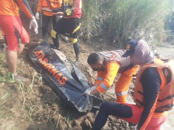 Youtuber yang Dikabarkan Hilang di Sungai Cisanggarung, Ditemukan Sudah Tidak Bernyawa