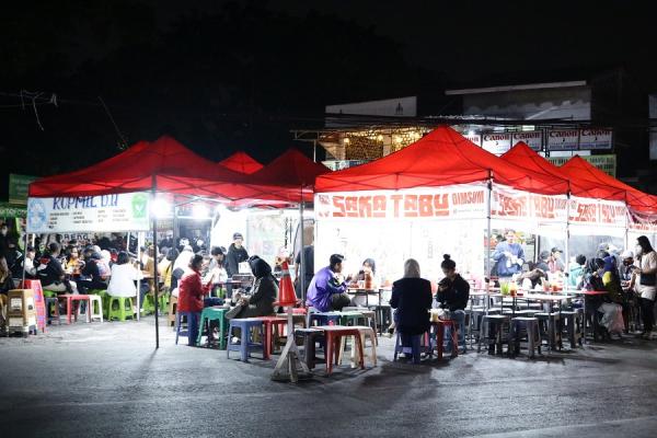 12 Wisata Kuliner Kaki Lima Paling Hits di Bandung, Wajib Dicoba!