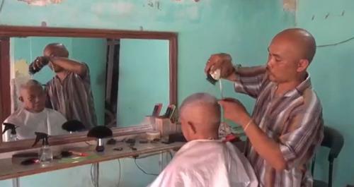 Kisah Irjen Ferdy Sambo Undang Tukang Potong Rambut ke Rumah Dinas Dua Minggu Sekali  