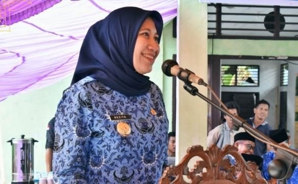 Rezita Meylani Yopi Pecahkan Rekor MURI, Bupati Termuda Usia 27 Tahun