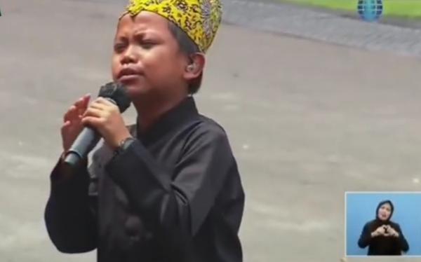Viral! Farel Bocah Banyuwangi Goyang Istana Merdeka, Ibu Negara dan Para Menteri Berjoget