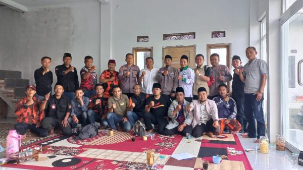 Aksi Peduli Lingkungan 3 Kecamatan di Garut Buat Forum Ngariksa Cikaengan