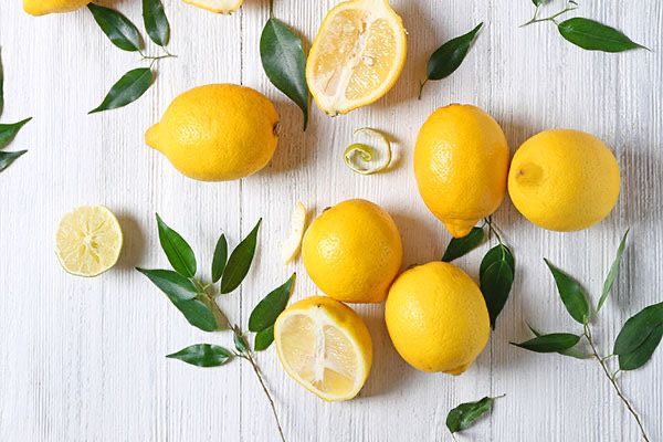 Kaya Vitamin C, ini 5 Manfaat Konsumsi Lemon di Pagi Hari