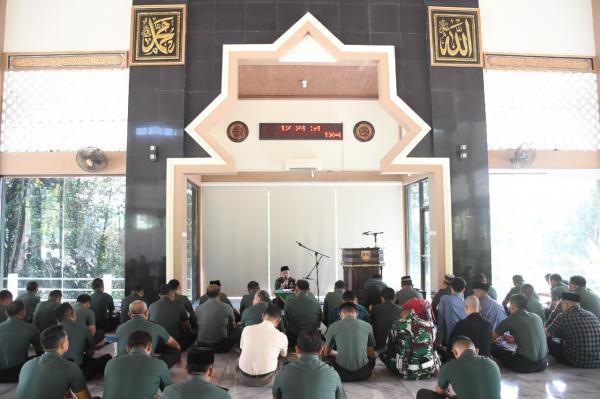 Penuh Khidmat, Kodam IV Diponegoro Gelar Doa Bersama Peringati HUT Ke-77 Republik Indonesia