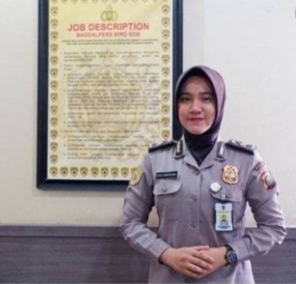 Polwan Cantik Juara MTQ Nasional Mabes Polri, ini Profil Briptu Rizka Munawwaroh