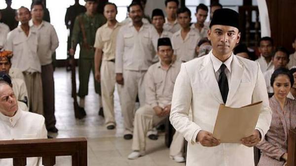 4 Artis Indonesia Pernah Perankan Pahlawan di Film, Ada yang Jadi Sukarno