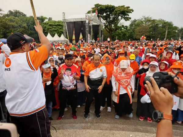 Meriahkan HUT Ke-77 RI, DPW PKS Jabar Gelar Family Fun Walk