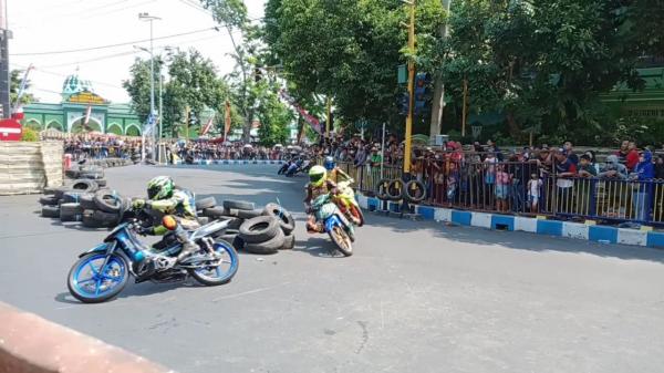 Pembalap se-Jawa Timur Beradu Kecepatan di Kejuaraan Daerah Open Road Race Kota Probolinggo