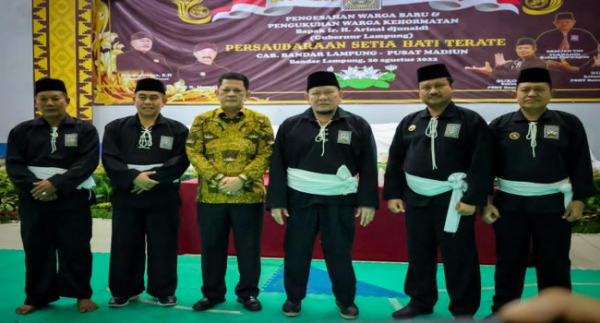 Senator Bustami Bersama LaNyala Hadiri Pelantikan Gubernur Lampung Sebagai Warga Kehormatan PSHT