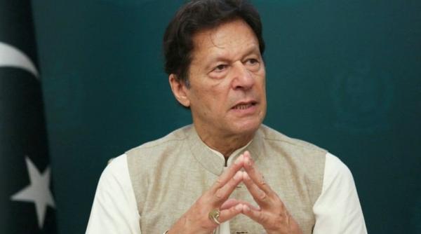 Imran Khan, Mantan PM Pakistan Dijerat UU Terorisme, Para Pendukung Pasang Badan Cegah Penangkapan