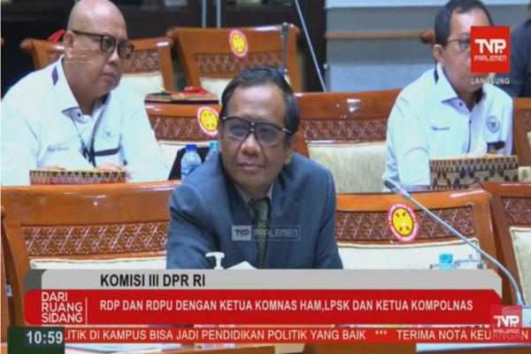 Mahfud MD Sindir DPR Diam dalam Kasus Brigadir J, Arteria Dahlan Beri Jawaban Konyol