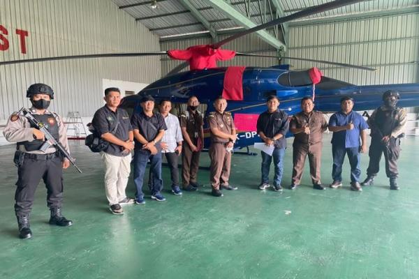 Terkait Kasus Korupsi Surya Darmadi, Kejagung Sita Helikopter Bell 427