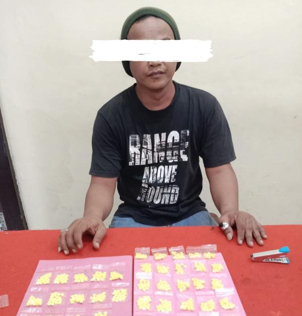 Pemilik Toko Mainan di Banyuwangi Ditangkap Polisi, Karena Jualan Pil Dextro dan Trex