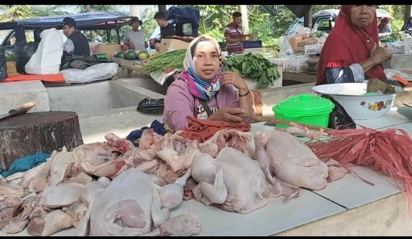 Di Cianjur, Merangkak Naik Harga Ayam Potong Rp39 Ribu Perkilogram
