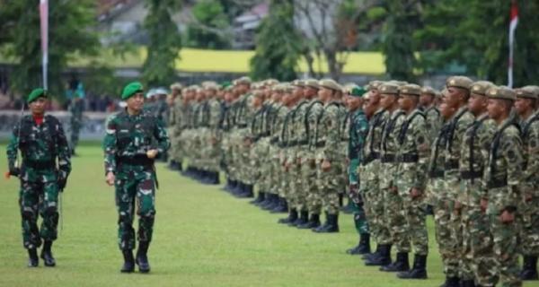 Pangdam VI/Mulawarman Mayjen TNI Tri Budi Utomo Kukuhkan 500 Orang Komponen Cadangan