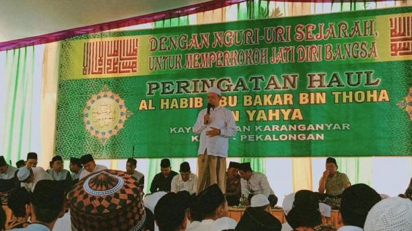 Pengajian Umum Haul Habib Abu Bakar Pekalongan, Wisata Religi Pelepas Dahaga Para Muhibbin