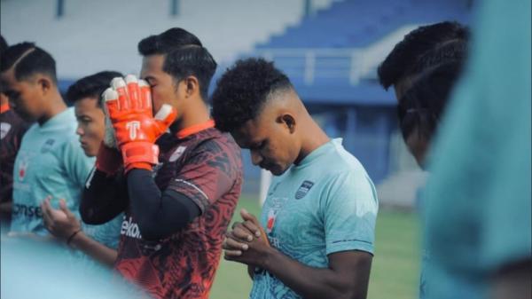 Saling Sikut Daisuke Satu, Zalnando dan David Rumakiek di Persib Bandung, Siapa Pilihan Luis Milla?