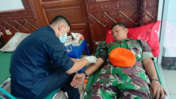 Gandeng Kipan B Yonko 469 Kopasgat, BFLF Lhokseumawe Gelar Donor Darah Peringati HUT PMI Ke -77