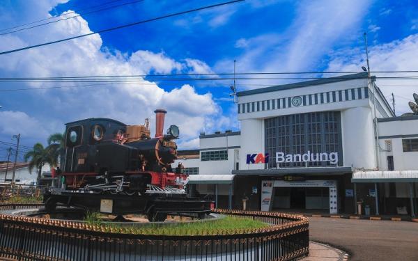 Penumpang Panik saat Dengar Suara Misterius di Stasiun Bandung, Ini Penjelasan PT KAI