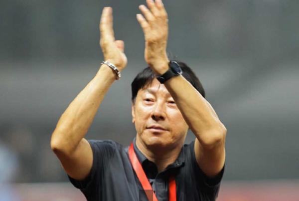 Fans Korsel Bela Shin Tae-yong, Sebut Bukan Penghianat dan Doakan Indonesia Lolos Olimpiade 