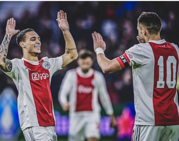 Man United Rogoh Kocek Rp1,4 Triliun Demi Datangkan Penyerang Muda Ajax