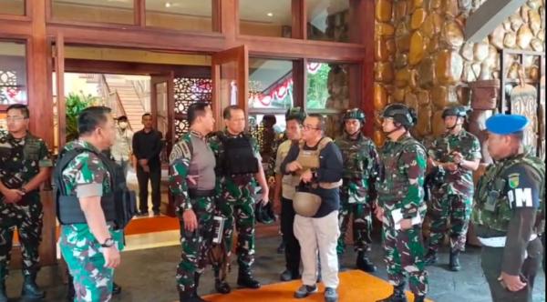 Jenderal Andika Cek Kesiapan Pengamanan Jelang Kunjungan Presiden Joko Widodo di Tembagapura Papua