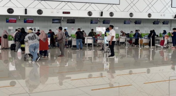 Bandara Ahmad Yani Terapkan Aturan Baru, Pelaku Perjalanan Udara Wajib Vaksin Dosis Ketiga