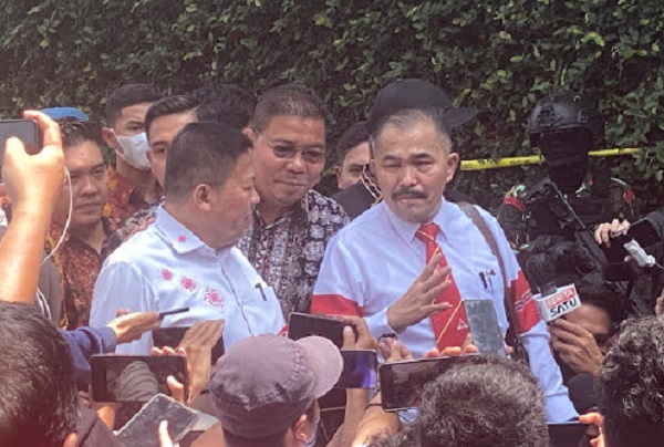 Dilarang Menyaksikan Rekontruksi, Kamaruddin Bakal Lapor Jokowi