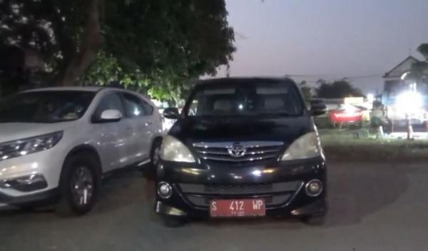 Waduh! Kabag Umum Sekretariat DPRD Jombang Tewas Dalam Mobil di Tepi Jalan Raya