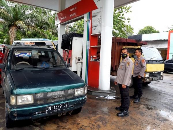 Polsek Riau Silip Pantau Pendistribusian BBM di Sejumlah SPBU