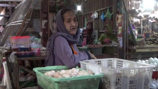 Sempat Turun di Tingkat Agen, Harga Telur Ayam di Kota Probolinggo Kini Meroket