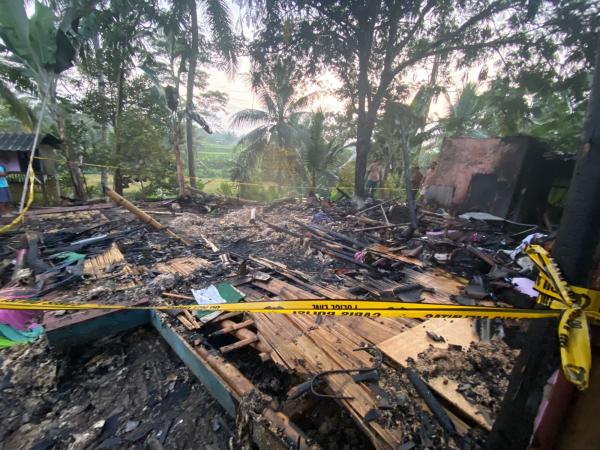 Diduga Akibat Obat Nyamuk, Satu Rumah di Pandeglang Hangus Terbakar 