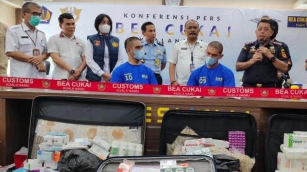 Petugas Bandara Internasional Kualanamu Cokok 2 Warga Malaysia Bawa Narkoba 