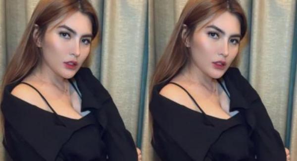 Potret Seksi Angela Lee, Makin Hot Usai Kembali Jadi Janda