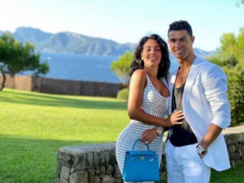 Putus dari Cristiano Ronaldo, Georgina Rodriguez Auto Kaya Raya Tujuh Turunan