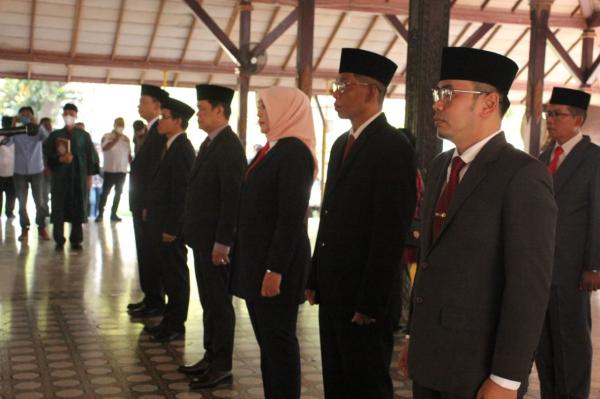 Ini 5 Kepala Dinas yang Dilantik Bupati Cirebon, Camat Plumbon Pimpin Disperindag