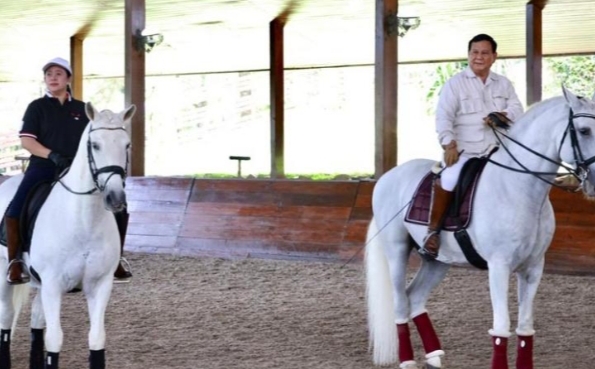 Naik Kuda Bersama di Hambalang, Prabowo dan Puan Sepakat Bangun Komunikasi Politik Dengan Terbuka