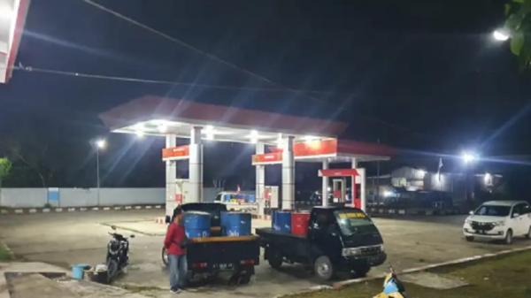 Terlibat Praktik Penimbunan Solar Bersubsidi, Pengawas SPBU Diciduk Polisi