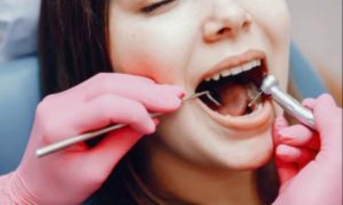 Malas Menyikat Gigi Malam Hari Sebelum Tidur, Ini Masalah Kesehatan yang Bakal Dialami