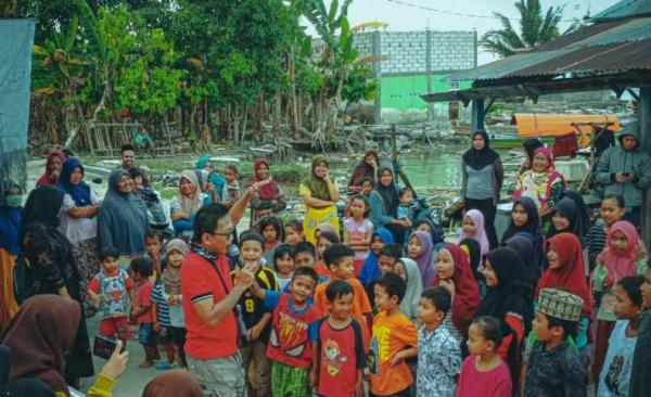 Komunitas Seni Musik Bagikan 150 Paket Bantuan Untuk Korban Banjir Torue