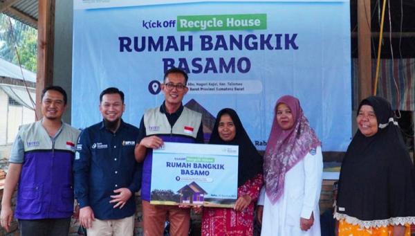 Laznas BMM Inisiasi Gotong Royong Bangunan Recycle House untuk Korban Gempa Pasaman Barat