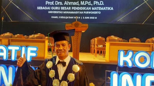 Gagal Masuk TNI AD, Ahmad si Anak Buruh Tani Kini Jadi Profesor, Simak Kisah Suksesnya