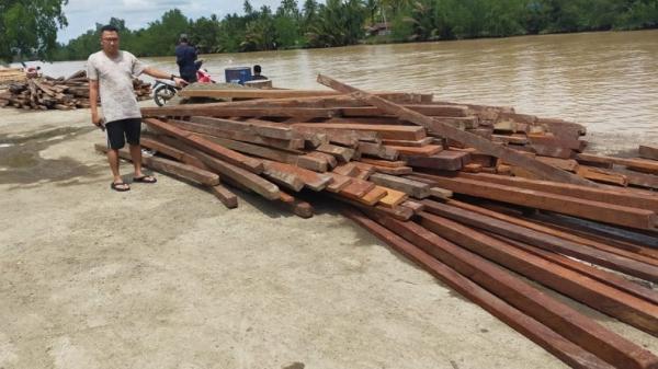 Bongkar Praktik Illegal Logging, Polisi Sita 395 Batang Kayu Ulin di Pelabuhan Paser