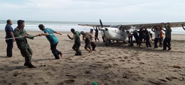 Terbongkar, Pesawat yang Mendarat Darurat di Banyuwangi Karena Kendala Teknis