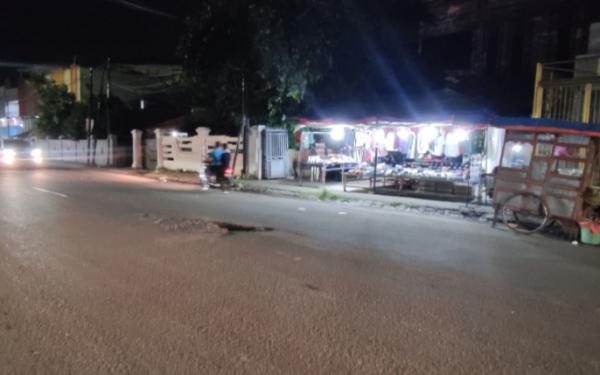 Tersebar Jalan Berlubang di Kota Serang, Pengendara: Bahaya Banget!