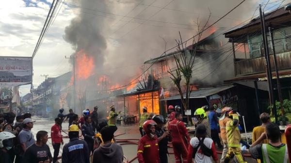 Sejumlah Ruko dan Rumah di Balikpapan Barat Terbakar, Titik Api Terparah di Bengkel Sepeda Bekas