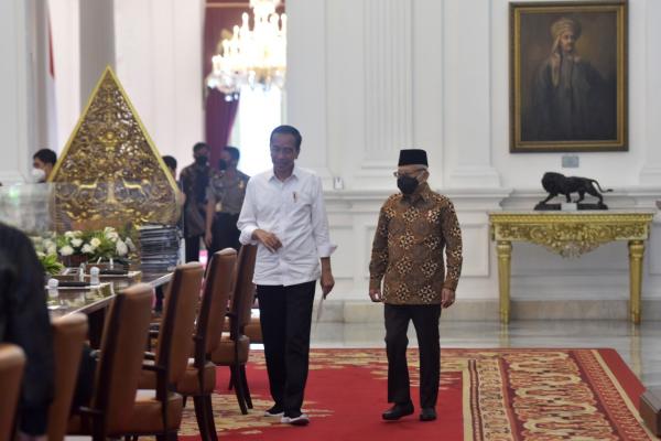 Banyak Laporan Sulit Bikin Visa dan Kitas, Presiden Jokowi Minta Imigrasi Ubah Total Pelayanan