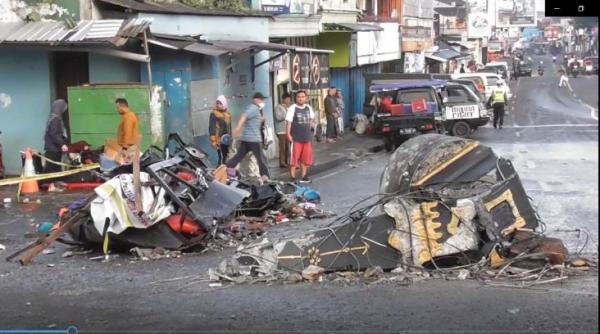 Enam Tewas Kecelakaan Karambol Bus Pariwisata, Kapolres: Sopir Ngantuk dan Rem Blong
